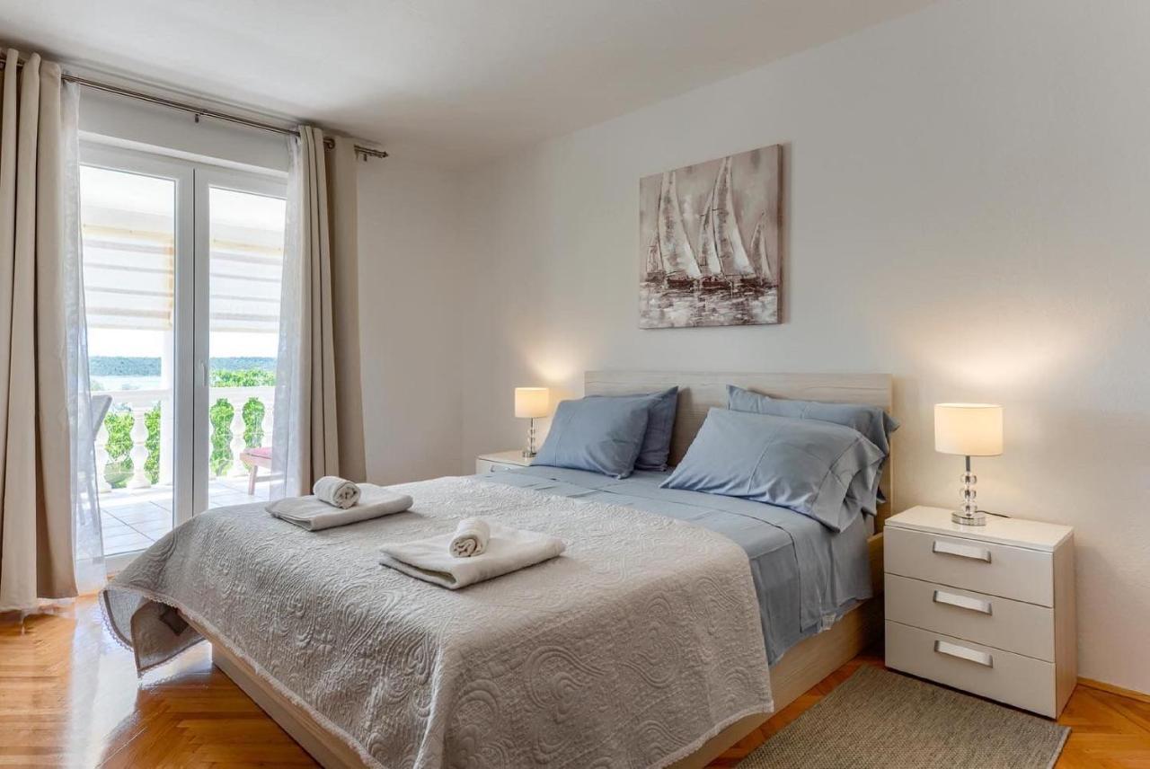 Apartament Apartments-pia